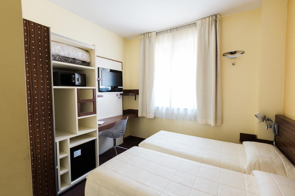 Ecohotel Roma Екстериор снимка